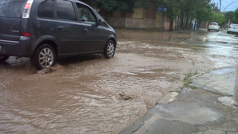 Tarde complicada con mucha lluvia y granizo