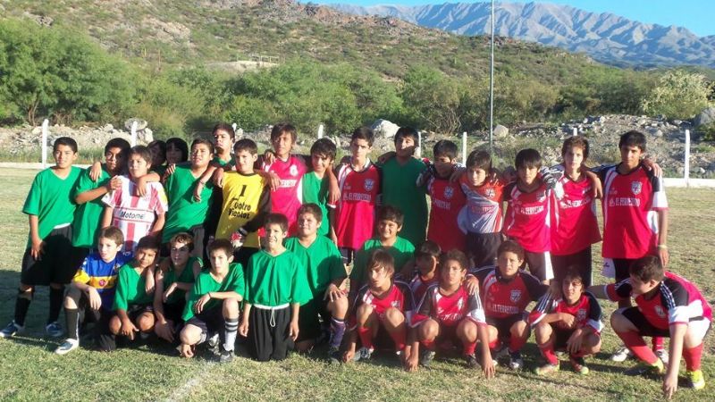 Escuela de Futbol Soy de River en Pomán