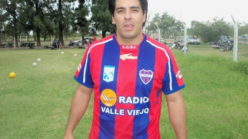 “Tesho” no pudo con “Ferro”, pero igual volvió a la cima