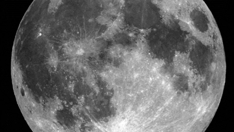 Se podrán ver los planetas en la Plaza 25 de Mayo