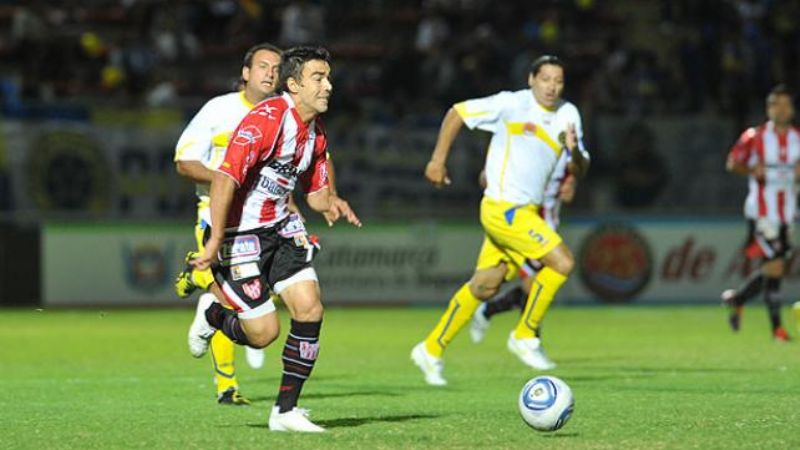 Sorpresa: histórica goleada de Policial a Instituto por 4 a 1