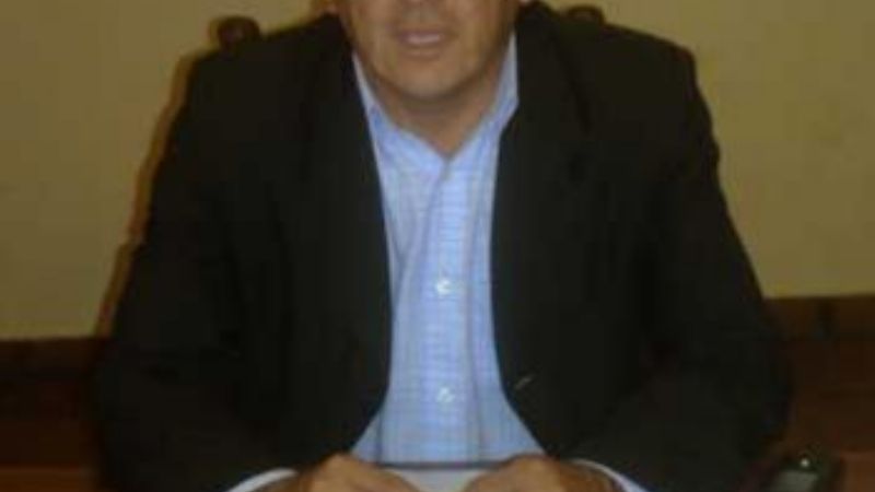 Buscan apertura a través de dinero plástico