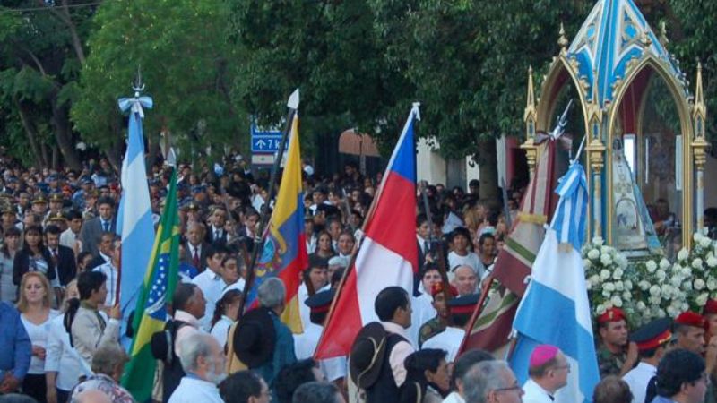 70 mil fieles llegaron de otras provincias para peregrinar con Maria