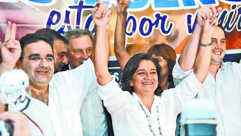 En un día histórico, asume Corpacci la gobernación de Catamarca