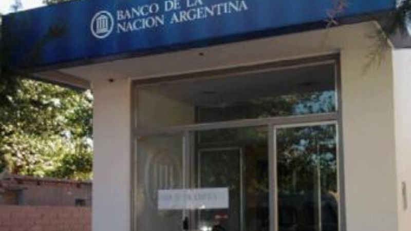 Para cobrar, los antofagasteños dejan el sueldo