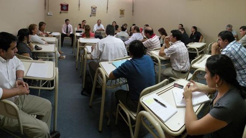 Comenzaron las reuniones por el Poncho 2011