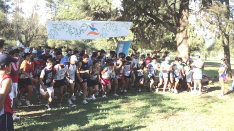 Una ‘Gacela’ y una Mayuata en el Cross, el infantil Reinoso en Marcha