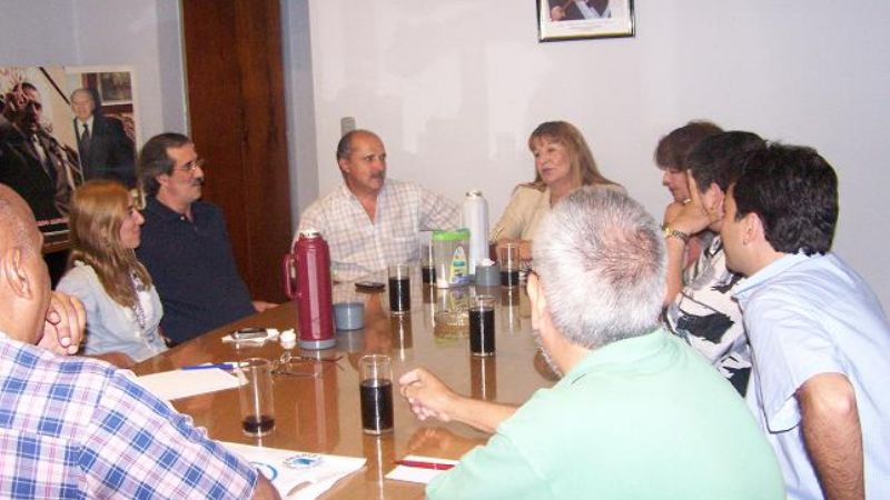 Pensando en octubre, Grimaux prometió diálogo