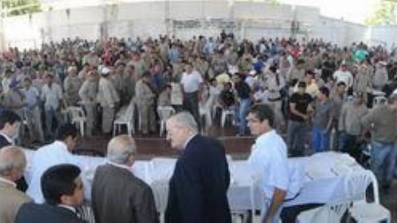 Acusan a diputados de firmar compromisos de estabilidad, antes del 13 M, obvio