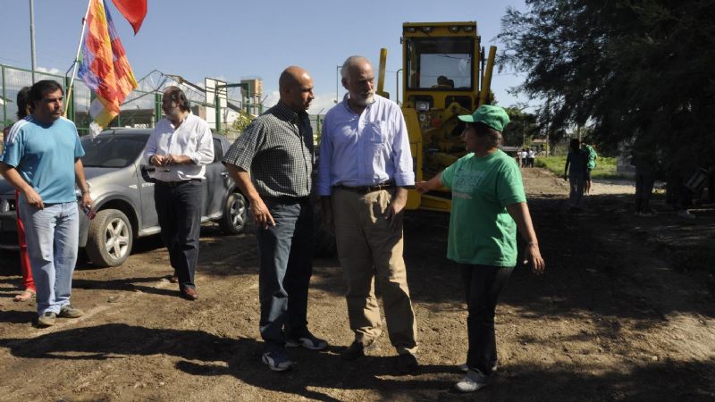 Guzmán y Fadel visitaron a los vecinos y la escuela del Bº San Jorge