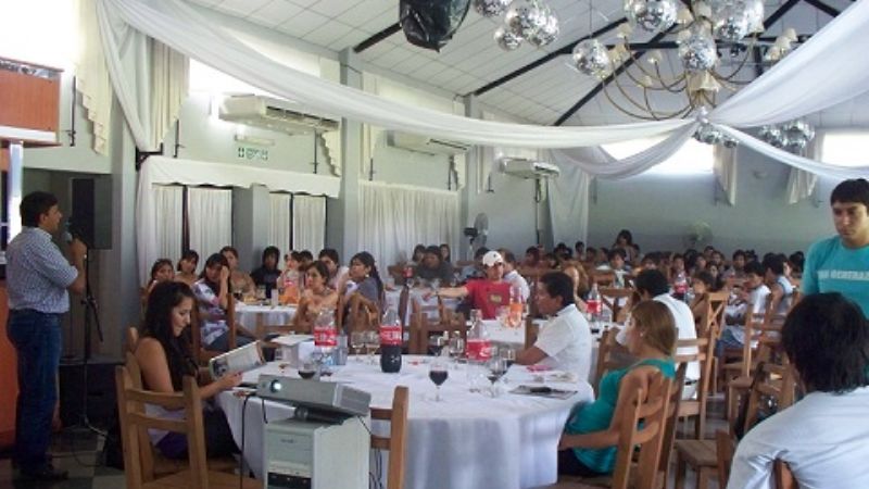 Inauguran sede de estudiantes santamarianos