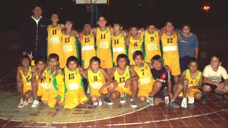 Exitoso encuentro de básquet en Parque América