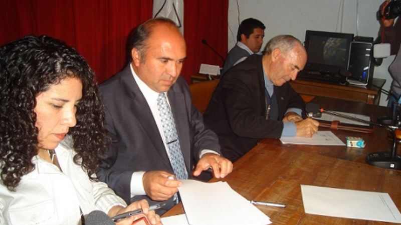 Se firmó el acta acuerdo sin la presencia de las autoridades de Salud