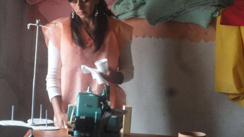 Nuevas máquinas industriales para el taller textil