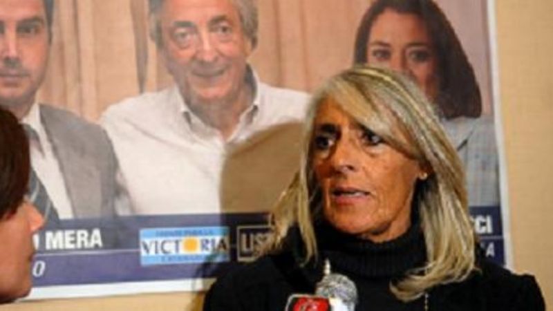 Diputada K propone aumentar la edad para casarse