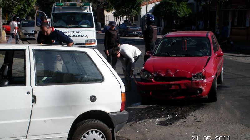 Violento choque en avenida Belgrano