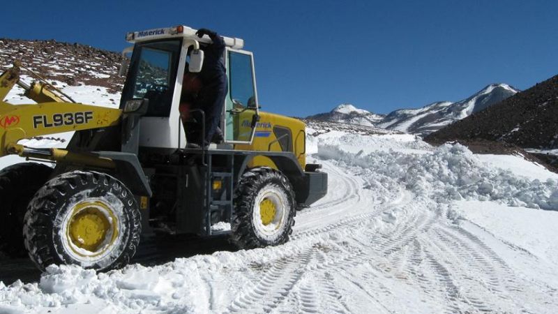 Nevadas complican el tránsito en el Paso San Francisco