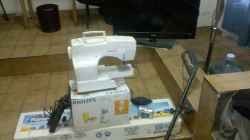 Recuperan elementos robados y detienen a 3 personas