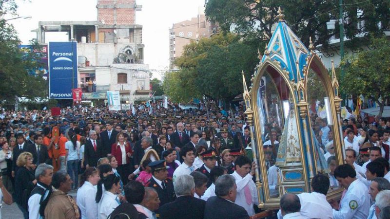 Devotos y peregrinos renovaron su amor a la Madre del Valle 