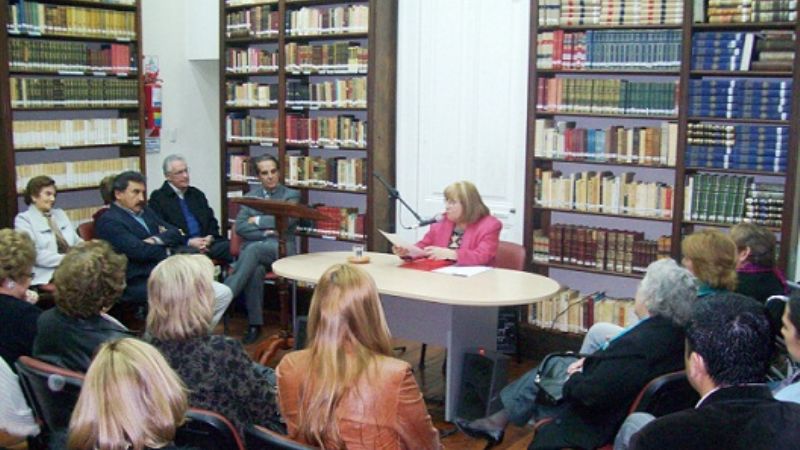 Ciclo de disertaciones