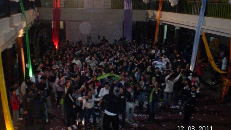 Más de 300 chicos vivieron el Pentecostés Joven 