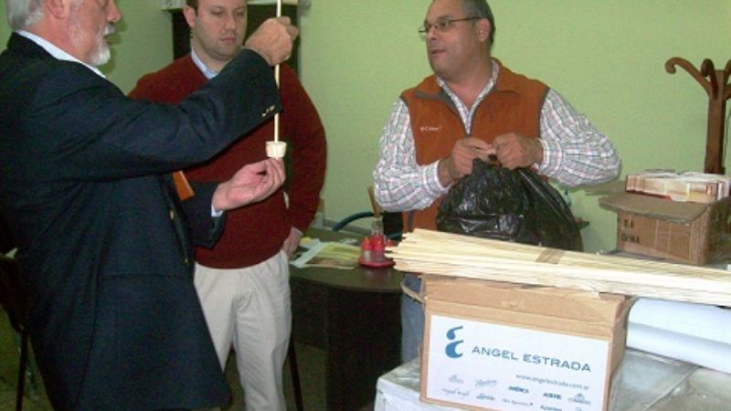 Cursos de capacitación de tejido en telar