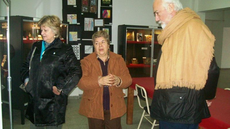 El intendente Guzmán visitó la Escuela de Orfebrería
