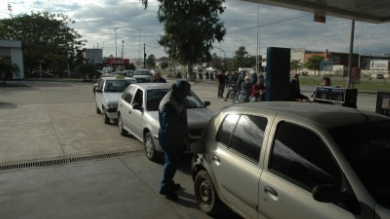 Racionalizan la venta de combustibles