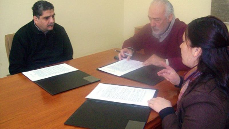 Convenio de cordones cuneta con vecinos de Bº La Unión