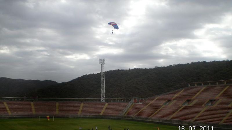 La fiesta del paracaidismo ya se vive en Catamarca
