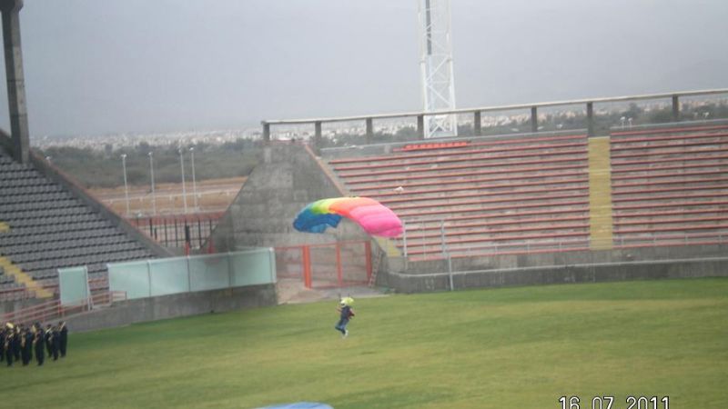 La fiesta del paracaidismo ya se vive en Catamarca