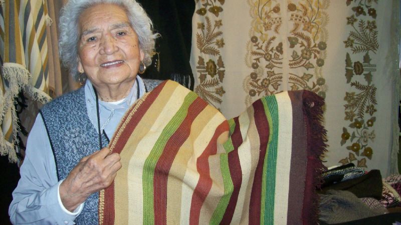 El color está de moda en el Poncho 2011