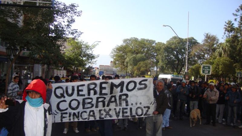 Nueva manifestación de cosecheros frente a Casa de Gobierno
