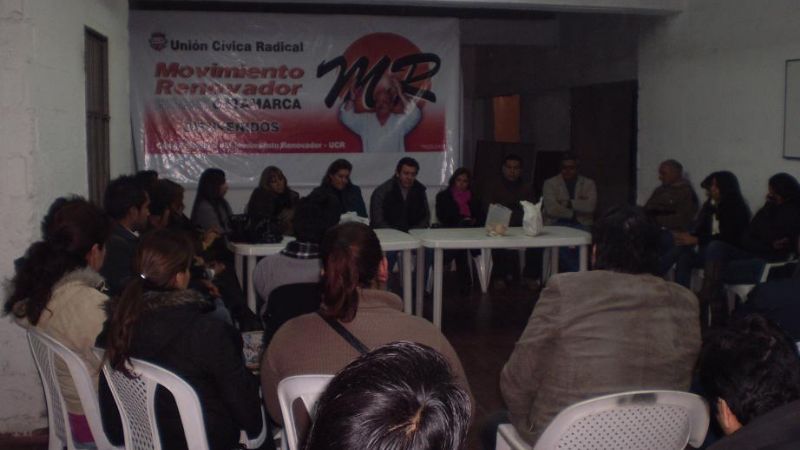 Renovadores apoyarán a Gigantino