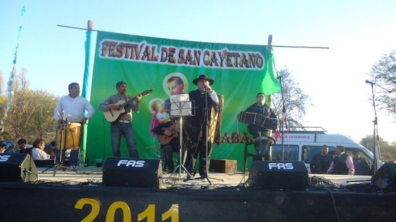 Festividades en honor a San Cayetano en Pomán