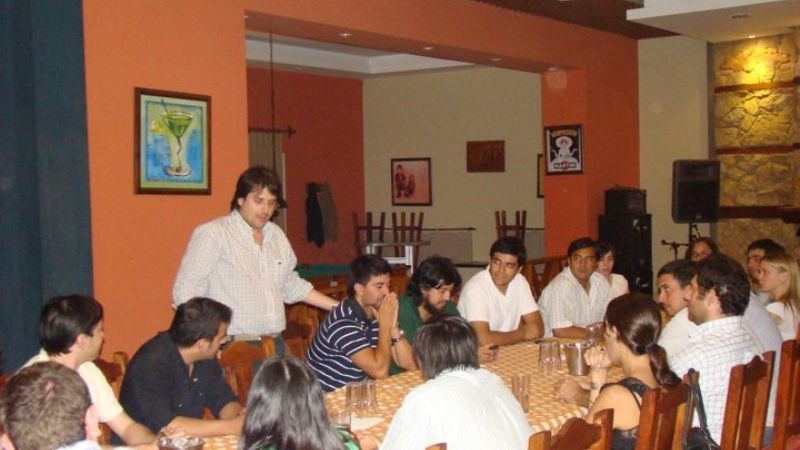 Justo ahora que sobran los abogados peronistas, surge la primera interna