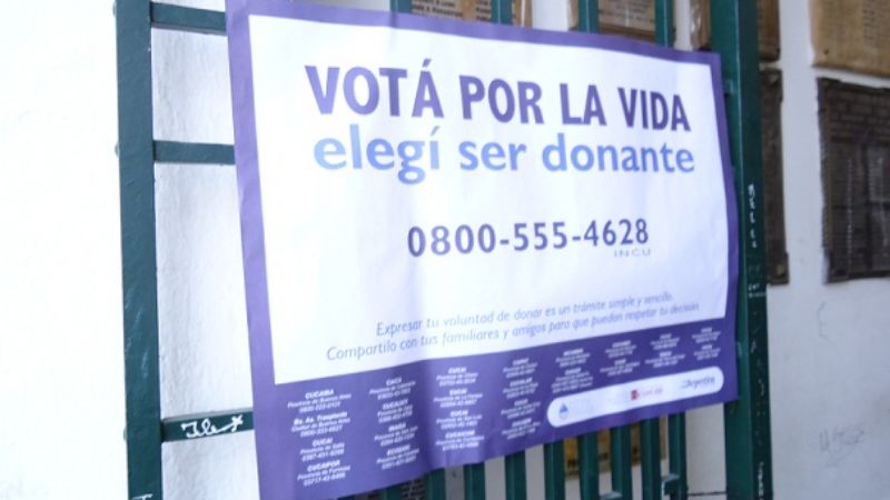 Mesa informativa sobre la importancia de donar órganos