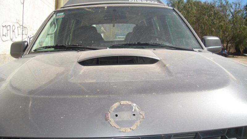 Una banda de menores dedicados a robar insignias de vehículos