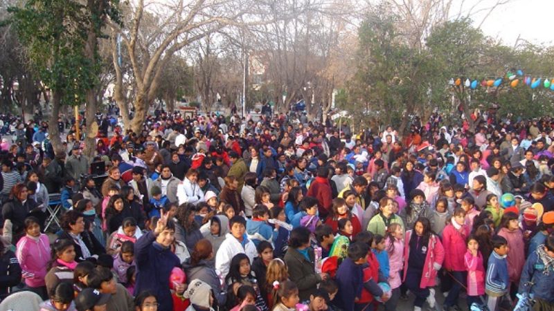 Multitudinario festejo de los niños