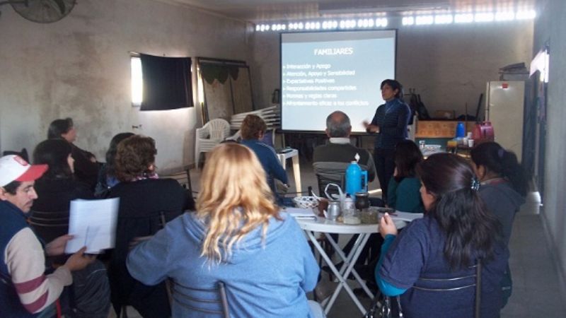 Organizaciones realizaron un taller para la prevención de las adicciones