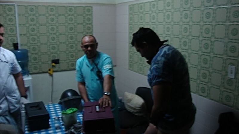 Nueve policias heridos y dos menores detenidos