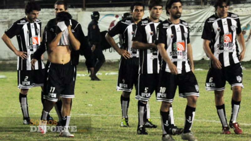 Policial ganó por penales y sigue