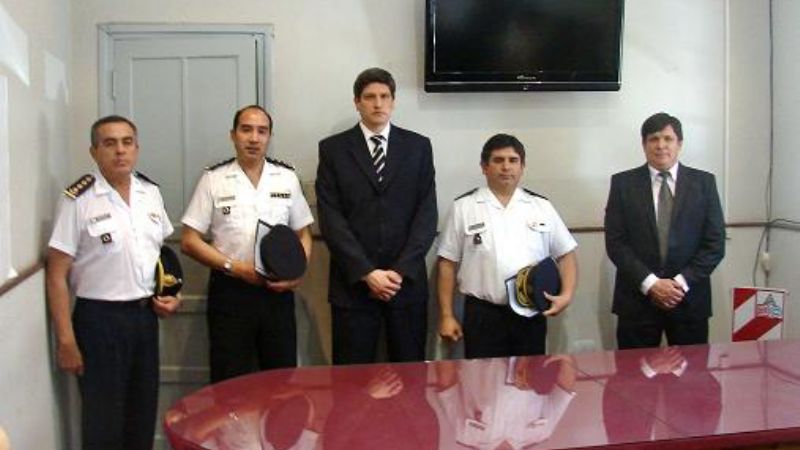 A puertas cerradas, asumió Álvarez como jefe de Policía