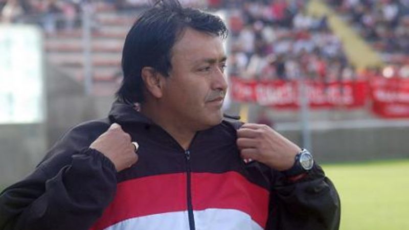 Y un día, Bustos renunció