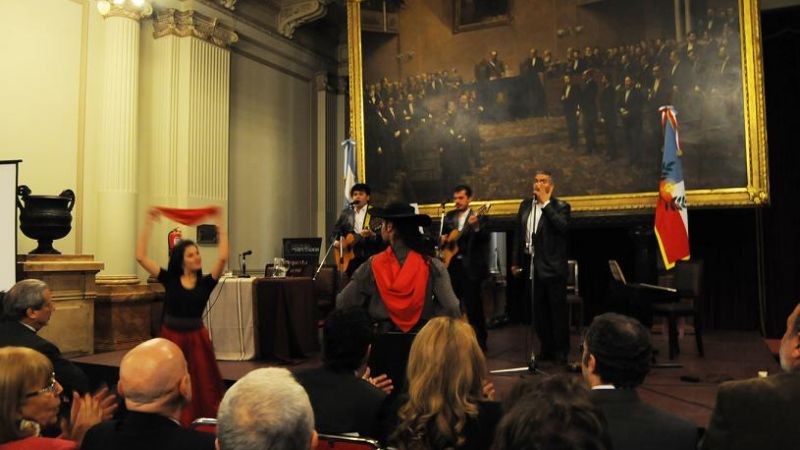Festejos por la Autonomía en el Salón de Pasos Perdidos