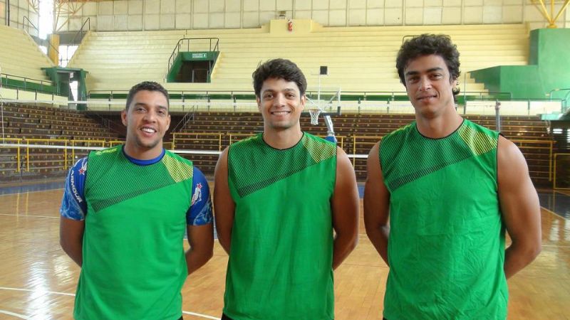 Adornelas, Felipe y Silva los extranjeros de Catamarca Voley