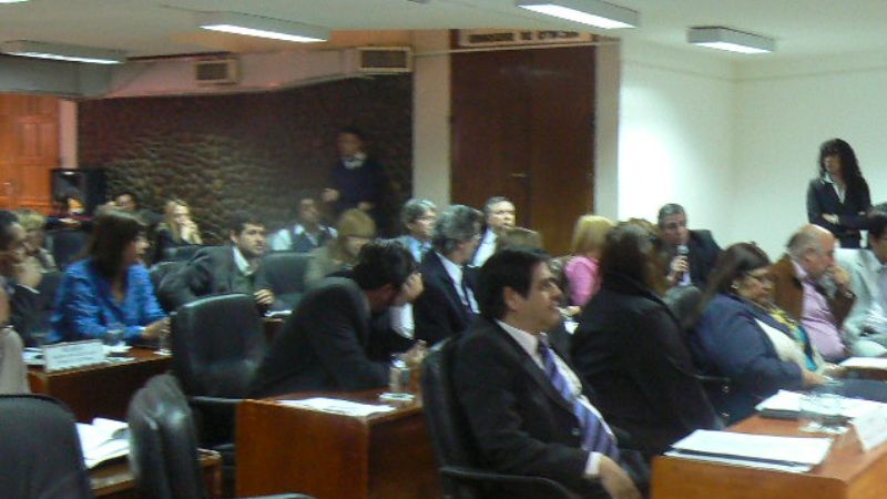 Cruces entre diputados, por cámara oculta que involucra al ministro Silva