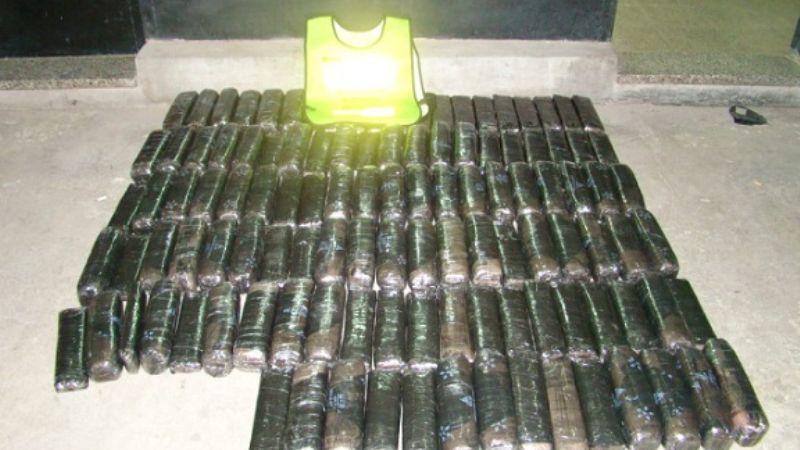 Detienen catamarqueños con 35 kilos de hojas de coca en Rio Negro