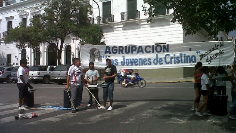 Militantes kirchneristas protestan en busca de trabajo