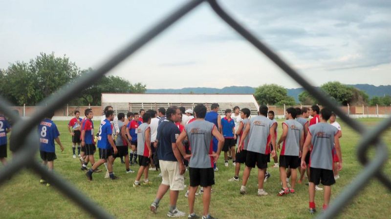 Atractivo amistoso de pretemporada no terminó por incidentes